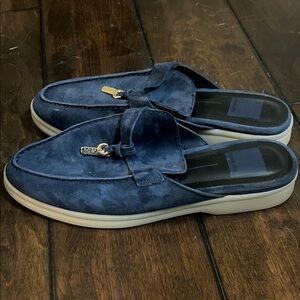 Dolce Vita Navy Suede Mules (Lasail) Like New size 7